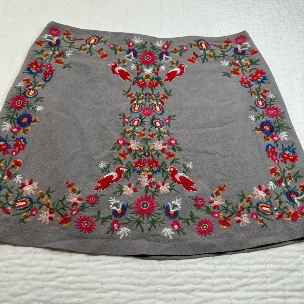 Altar'd State Gray Mini Skirt with Colorful Floral Embroidery Size L - Picture 6 of 15